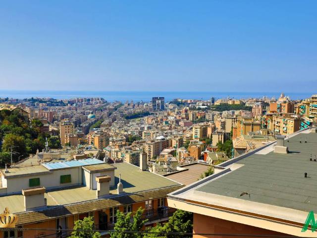 Appartamento in vendita a Genova GE