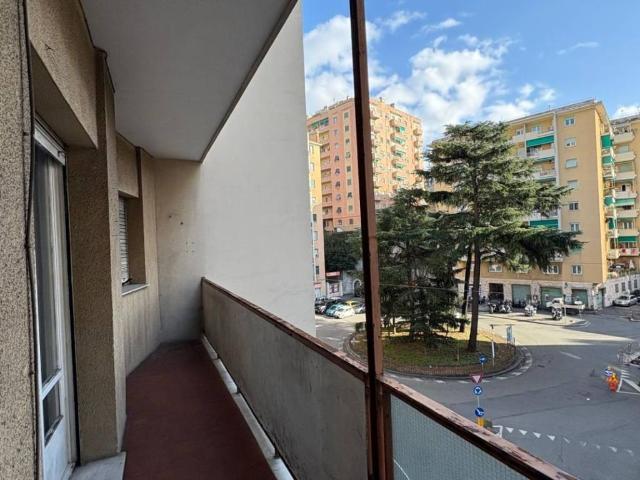 Appartamento in vendita a Genova GE