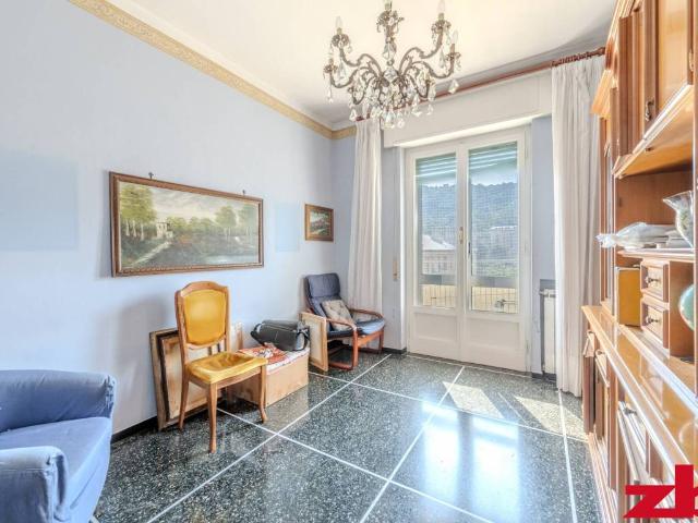 Appartamento in vendita a Genova GE