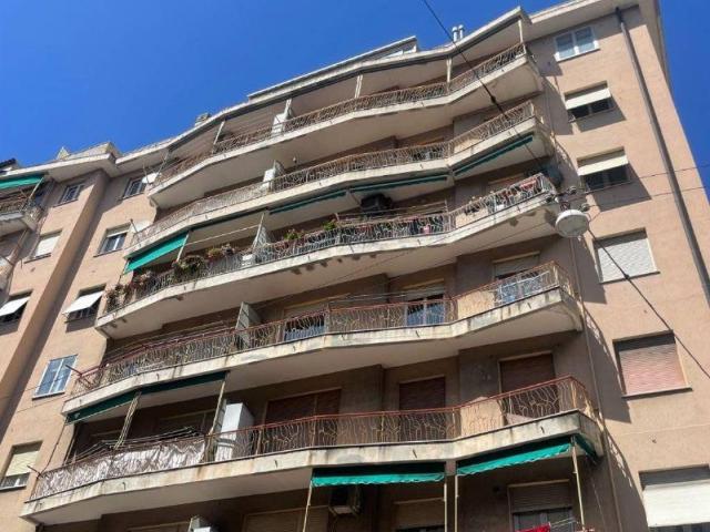 Appartamento in vendita a Genova GE