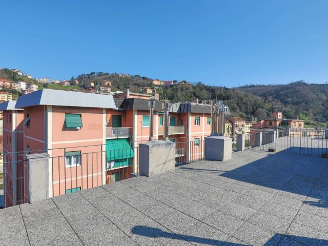 Appartamento in vendita a Genova GE