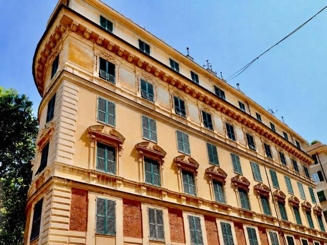 Appartamento in vendita a Genova GE