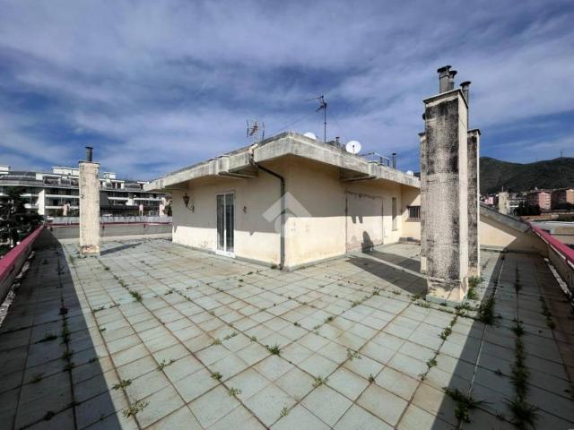 Appartamento in vendita a Genova GE