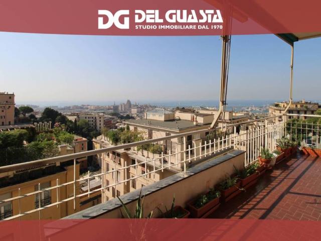 Appartamento in vendita a Genova GE