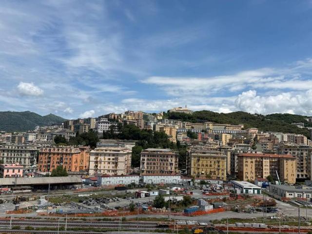 Appartamento in vendita a Genova GE