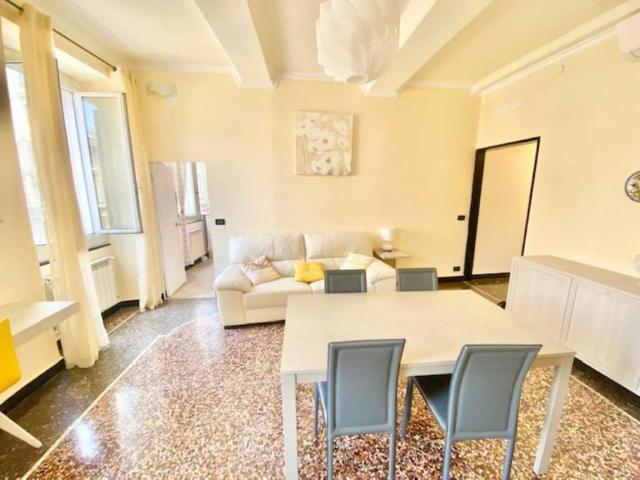 Appartamento in vendita a Genova GE