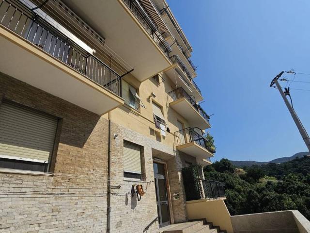 Appartamento in vendita a Genova GE