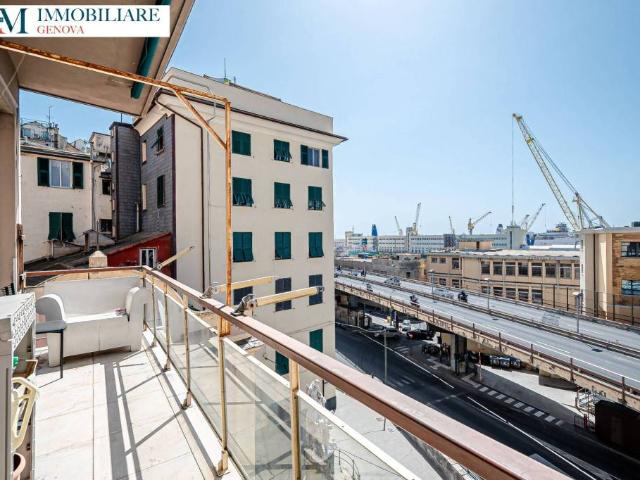 Appartamento in vendita a Genova, Molo