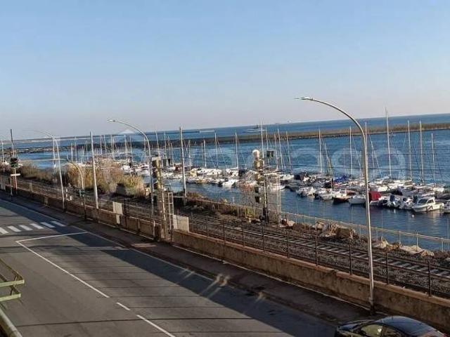 Appartamento in vendita a Genova, Pegli