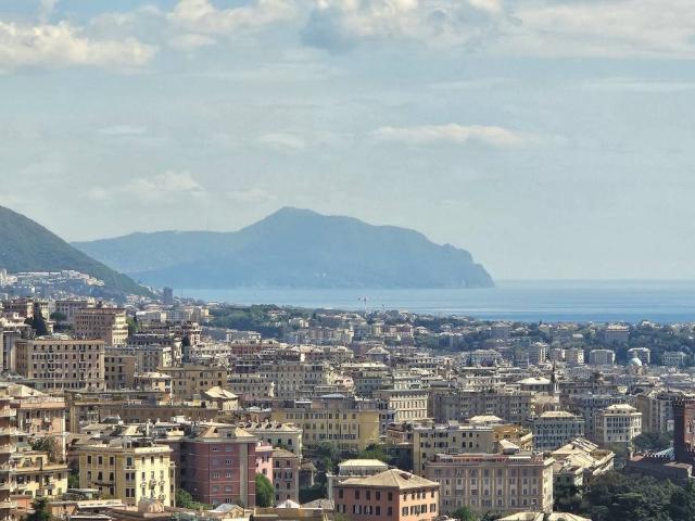 Appartamento in vendita a Genova, San Teodoro