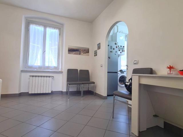 Appartamento in vendita a Genova, Sestri Ponente