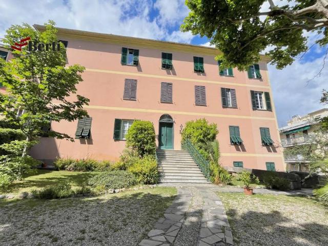 Appartamento in vendita a Genova, Sestri Ponente