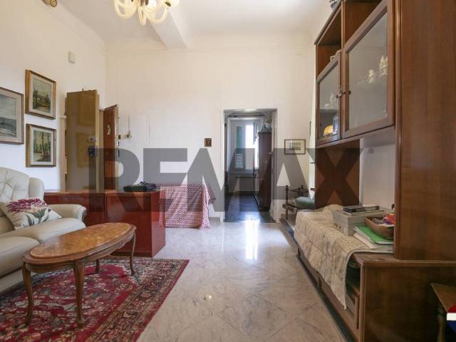 Appartamento in vendita a Genova, Struppa