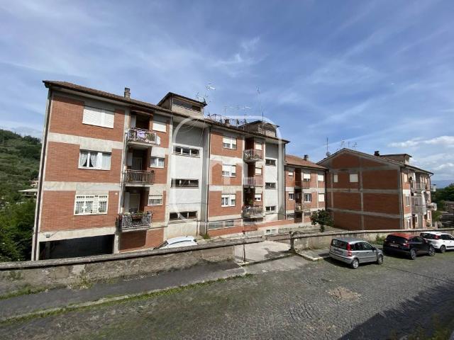 Appartamento in vendita a Genazzano RM