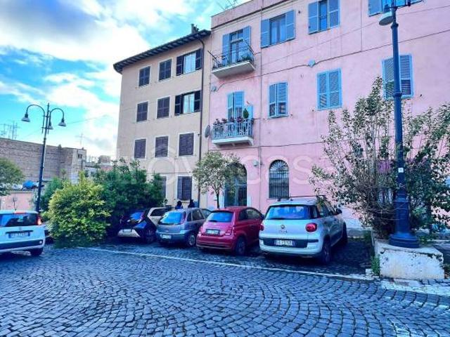 Appartamento in vendita a Genzano di Roma via Giuseppe Garibaldi
