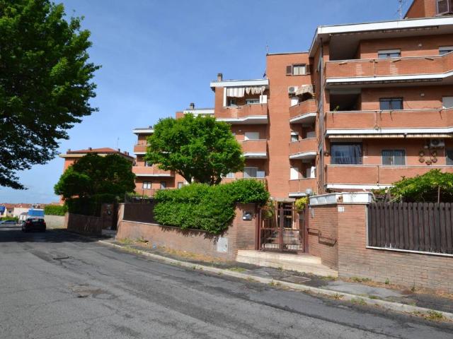 Appartamento in vendita a Genzano di Roma RM