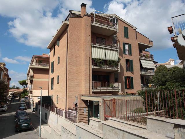 Appartamento in vendita a Genzano di Roma RM