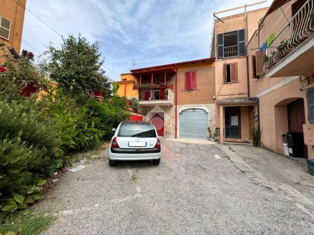 Appartamento in vendita a Genzano di Roma RM