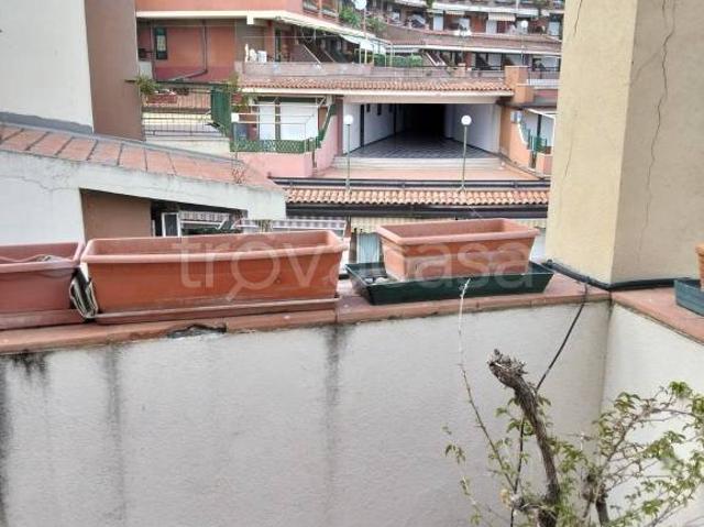 Appartamento in vendita a Giardini Naxos via Pietrenere