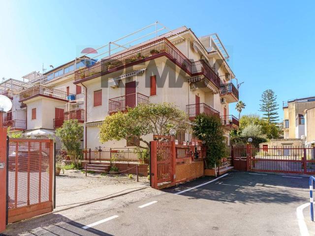 Appartamento in vendita a Giardini Naxos