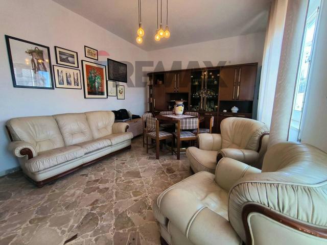 Appartamento in vendita a Giardini Naxos