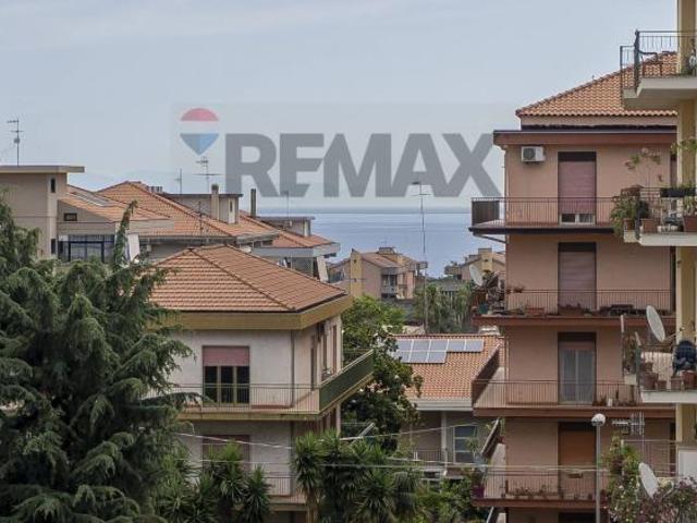 Appartamento in vendita a Giarre