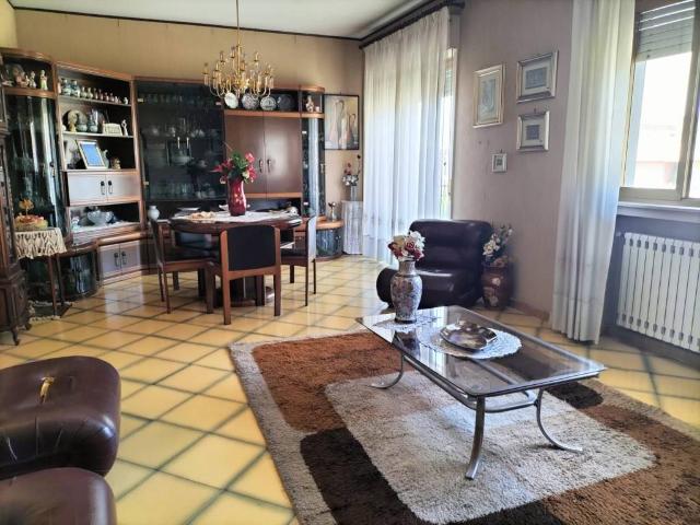 Appartamento in vendita a Giarre CT