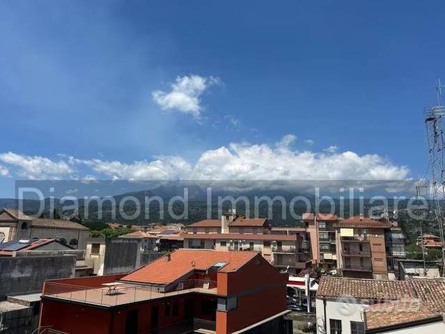 Appartamento in vendita a Giarre CT