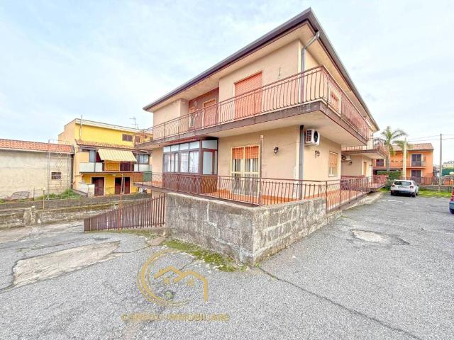 Appartamento in vendita a Giarre CT