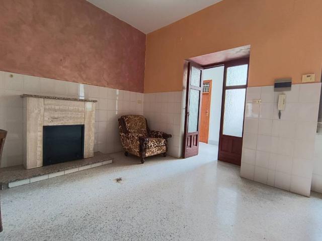 Appartamento in vendita a Giffoni Valle Piana SA