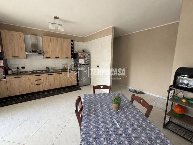 Appartamento in vendita a Giugliano In Campania