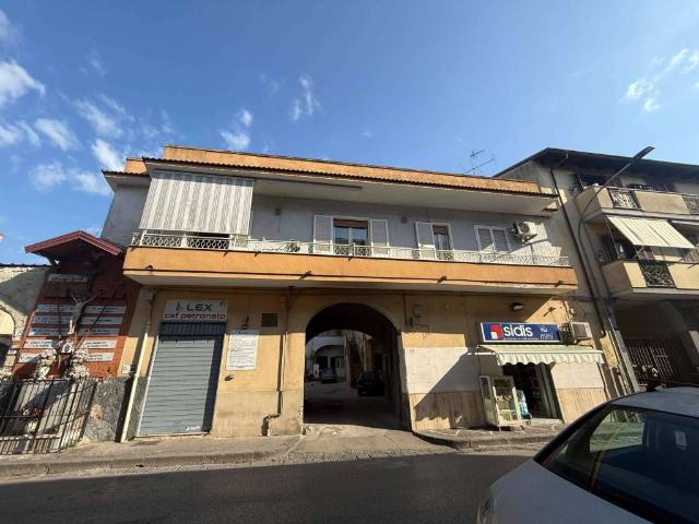 Appartamento in vendita a Giugliano in Campania NA