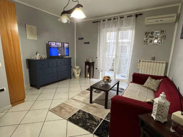 Appartamento in vendita a Giugliano in Campania NA