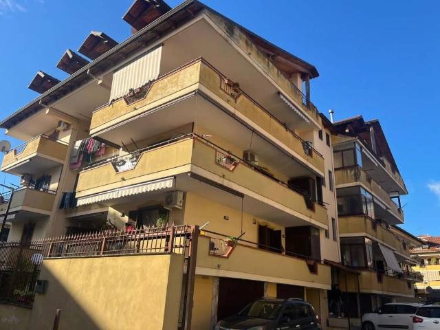 Appartamento in vendita a Giugliano in Campania NA