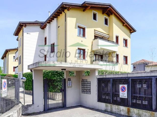 Appartamento in vendita a Giussano MB