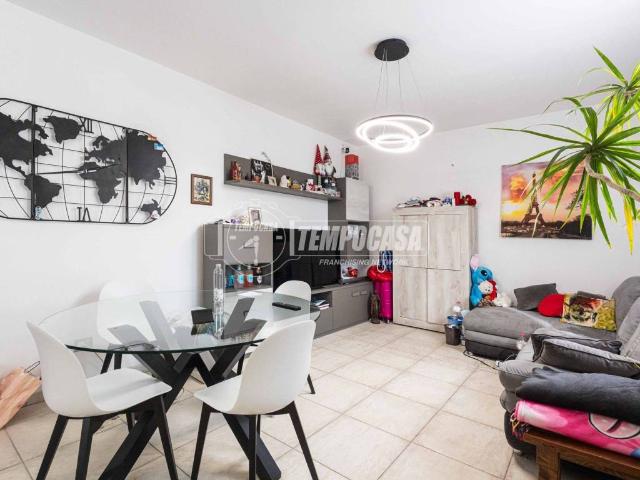 Appartamento in vendita a Giussano MB