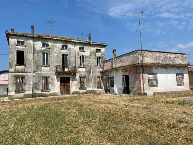 Appartamento in vendita a Goito MN