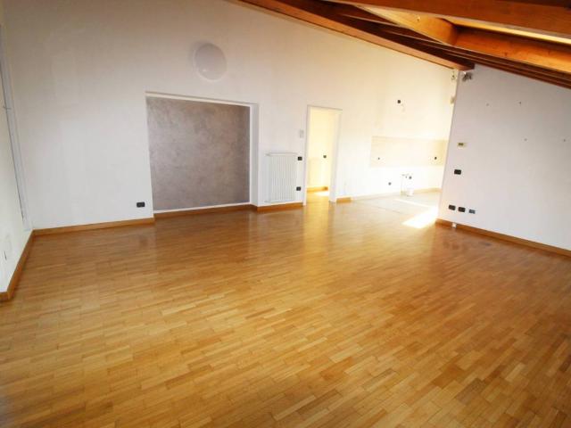 Appartamento in vendita a Gorla Maggiore VA