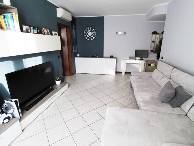 Appartamento in vendita a Gorla Minore VA