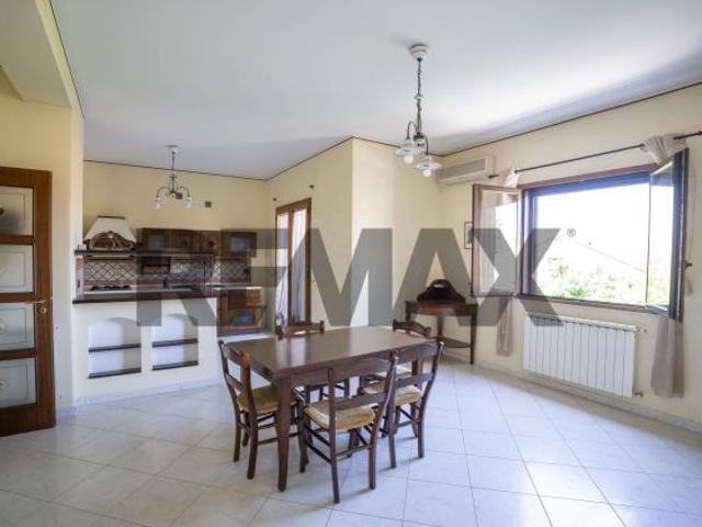 Appartamento in vendita a Gravina di Catania