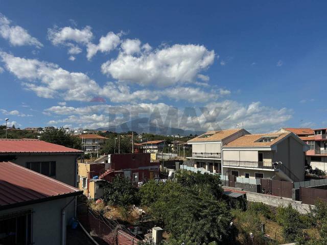 Appartamento in vendita a Gravina Di Catania