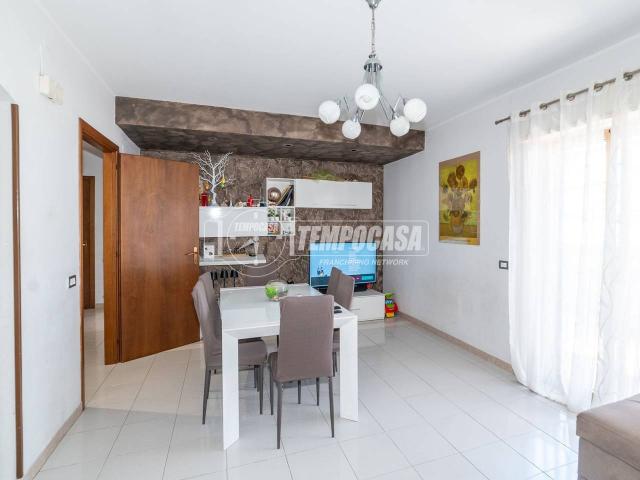 Appartamento in vendita a Gravina Di Catania