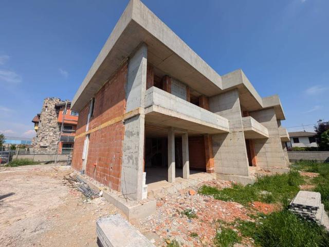 Appartamento in vendita a Grezzago MI