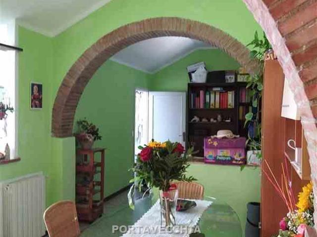 APPARTAMENTO in VENDITA a GROSSETO REGIONI di 3 vani