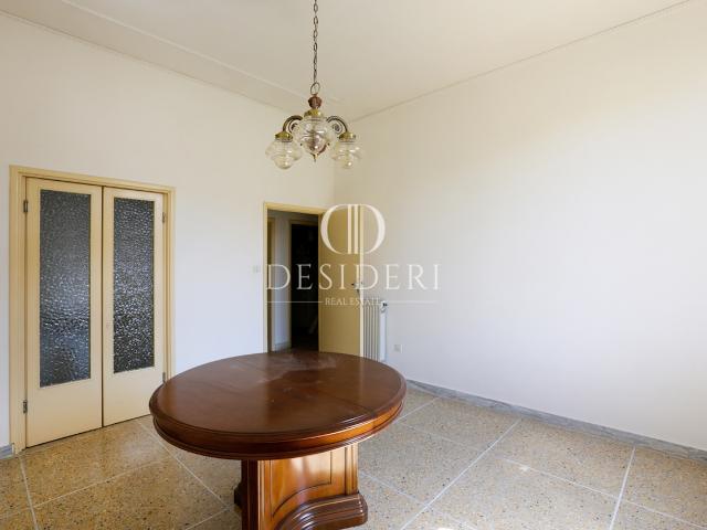 APPARTAMENTO in VENDITA a GROSSETO SEMICENTRALE di 5 vani