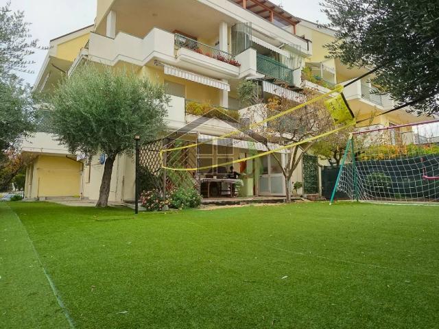 Appartamento in vendita a Grottammare, Residenziale Nord sopra La Ss16, A Nord Del Tesino