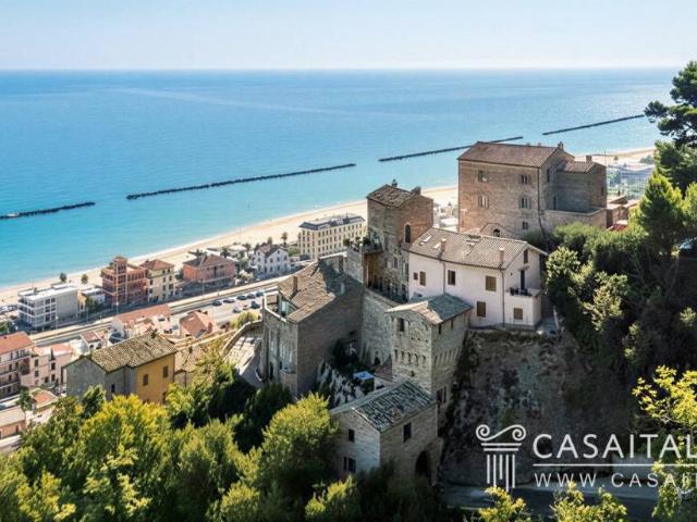 Appartamento in vendita a Grottammare via Porta Marina, 6