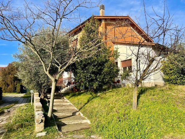 Appartamento in vendita a Grottaferrata RM