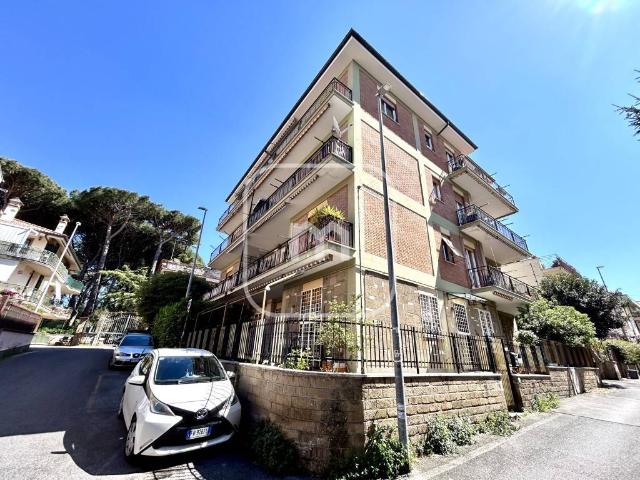 Appartamento in vendita a Grottaferrata RM