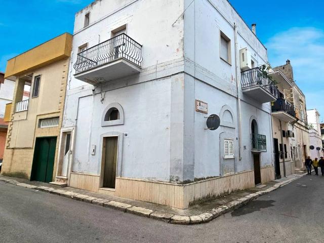 Appartamento in vendita a Grottaglie TA